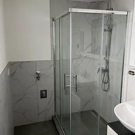 Stilvolle In Top-lage 1 Appartement *